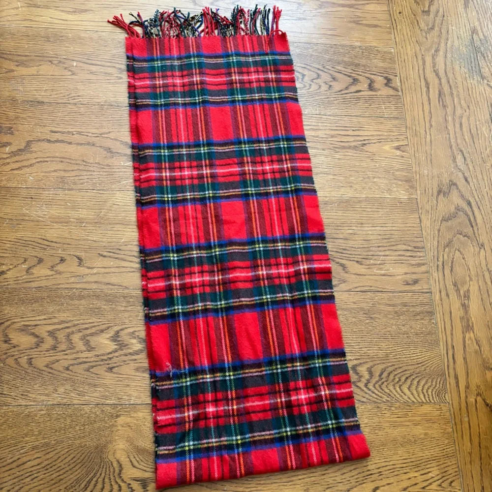 100% Cashmere Scarf | Classic Red Scarf